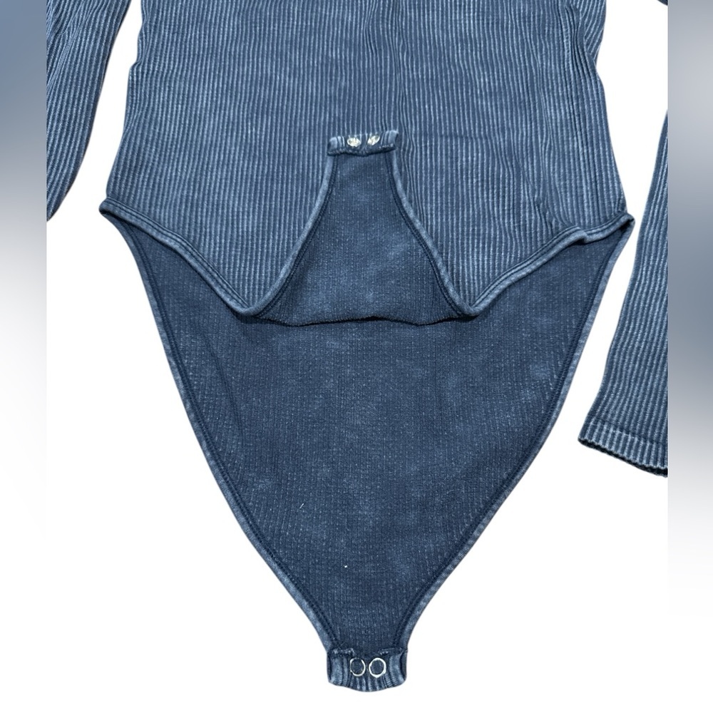 Forever 21 Ribbed Body Suit - Picture 3 of 7